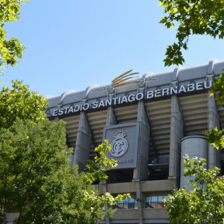 Πως να βρω εισιτήρια για γήπεδα της La Liga: Μπαρτσελόνα και Ρεάλ